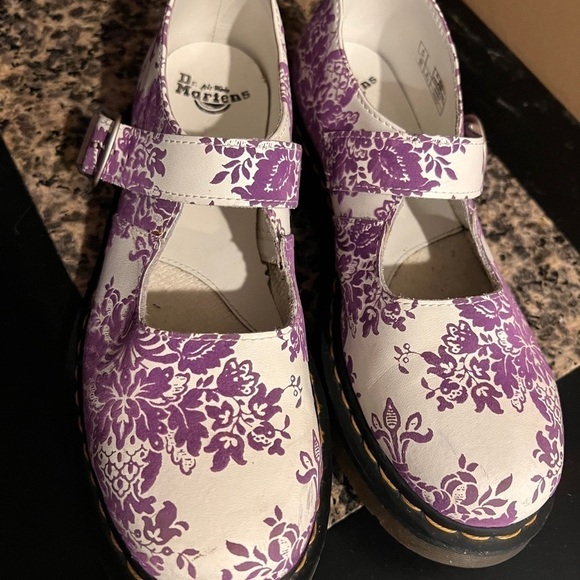 Dr.Martens Air Wair Mary Jane Shoes 8 - Picture 4 of 13